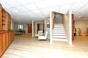 10935 N Oriole Ln, Mequon, WI 53092 - Photo 45