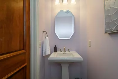 10935 N Oriole Ln, Mequon, WI 53092 - Photo 27