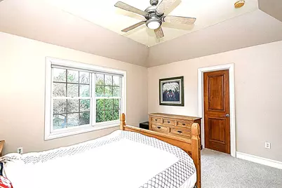 10935 N Oriole Ln, Mequon, WI 53092 - Photo 35
