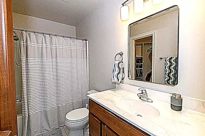10935 N Oriole Ln, Mequon, WI 53092 - Photo 43