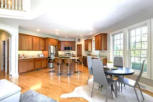 10935 N Oriole Ln, Mequon, WI 53092 - Photo 15