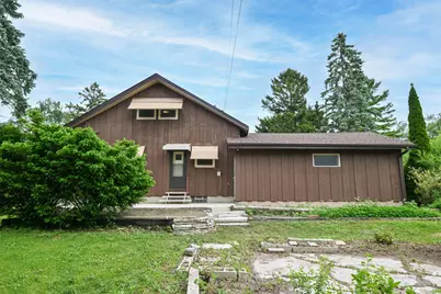 8603 N Regent Rd, Fox Point, WI 53217 - Photo 5