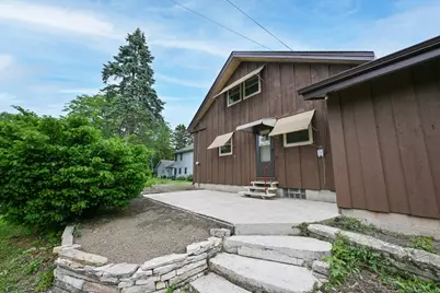 8603 N Regent Rd, Fox Point, WI 53217 - Photo 3