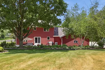 W343N6980  Circle Dr Dr, Lac La Belle, WI 53066 - Photo 39