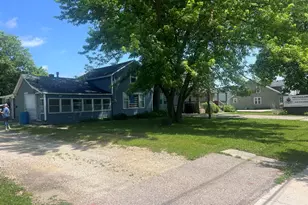 526 E Milwaukee St, Whitewater, WI 53190 - Photo 9