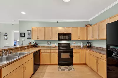 1220 E Locust St #308, Milwaukee, WI 53212 - Photo 11