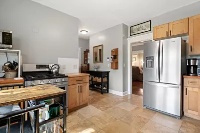 2226 N 51st St, Milwaukee, WI 53208 - Photo 9