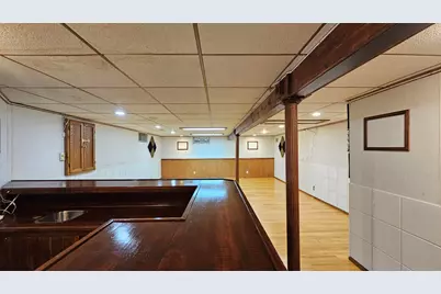 2127 N 122nd St, Wauwatosa, WI 53226 - Photo 31