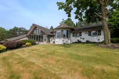 W215N5353  Ada Ct, Menomonee Falls, WI 53051 - Photo 3