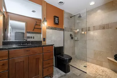 W215N5353  Ada Ct, Menomonee Falls, WI 53051 - Photo 27
