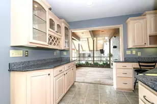 W215N5353 Ada Ct, Menomonee Falls, WI 53051 - Photo 11