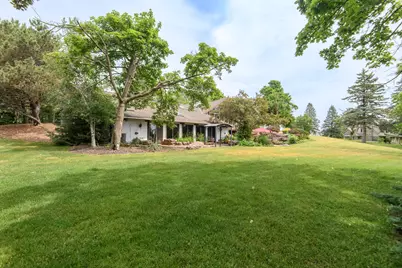 W215N5353  Ada Ct, Menomonee Falls, WI 53051 - Photo 61
