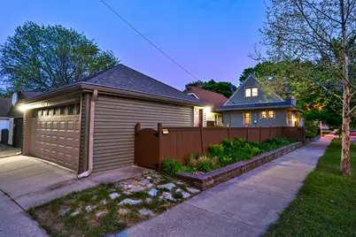 6336 W Locust St, Milwaukee, WI 53210 - Photo 35