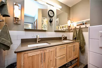 65  6th St, Winona, MN 55987 - Photo 17