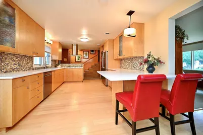 65  6th St, Winona, MN 55987 - Photo 9