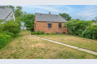 5532 N 11th St, Milwaukee, WI 53209 - Photo 23