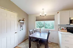 402 Cardinal Ave, Rockland, WI 54653 - Photo 9