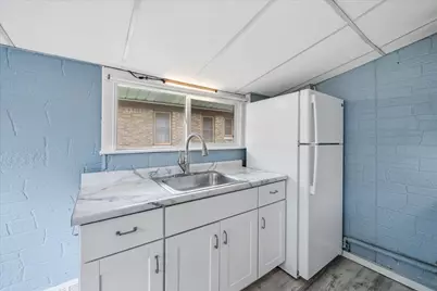 7139 W Saint Paul Ave, Milwaukee, WI 53213 - Photo 11