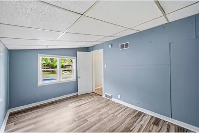 7139 W Saint Paul Ave, Milwaukee, WI 53213 - Photo 23