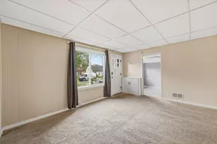 7139 W St Paul Ave, Milwaukee, WI 53213 - Photo 3