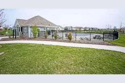 2846  Kegonsa Dr, Summit, WI 53066 - Photo 39