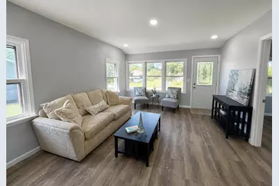 11907  254th Ave, Salem Lakes, WI 53179 - Photo 3