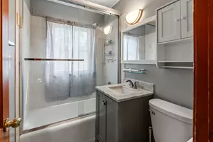 4710 W Sumac Pl, Milwaukee, WI 53219 - Photo 13