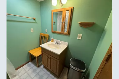 4710 W Sumac Pl, Milwaukee, WI 53219 - Photo 15