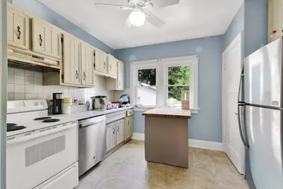 1414  West Lawn Ave #1416, Racine, WI 53405 - Photo 9