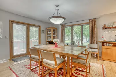 10929 W Hope Ave, Wauwatosa, WI 53222 - Photo 11