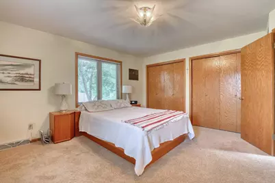 10929 W Hope Ave, Wauwatosa, WI 53222 - Photo 49
