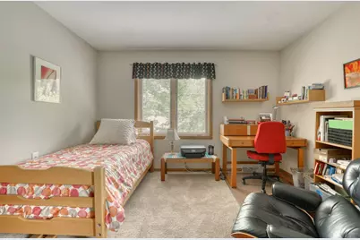 10929 W Hope Ave, Wauwatosa, WI 53222 - Photo 41