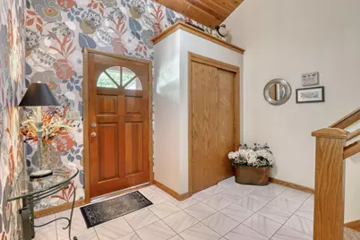 10929 W Hope Ave, Wauwatosa, WI 53222 - Photo 19