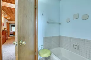 10929 W Hope Ave, Wauwatosa, WI 53222 - Photo 47