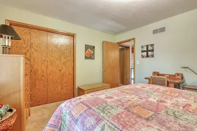 10929 W Hope Ave, Wauwatosa, WI 53222 - Photo 45