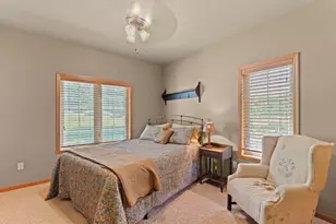 W230N7956 Bluebill Dr, Sussex, WI 53089 - Photo 23