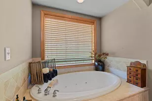 W230N7956 Bluebill Dr, Sussex, WI 53089 - Photo 21