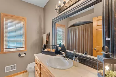 W230N7956  Bluebill Dr, Sussex, WI 53089 - Photo 25