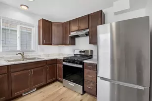 1321 Terrace Ave, Racine, WI 53403 - Photo 9