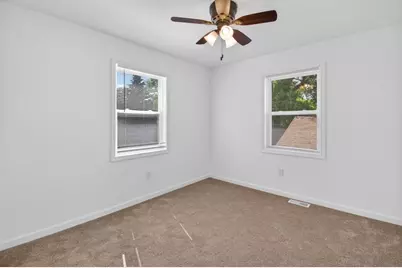 1321  Terrace Ave, Racine, WI 53403 - Photo 17