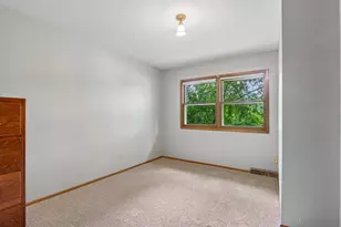 7400 N Pierron Rd, Glendale, WI 53209 - Photo 31