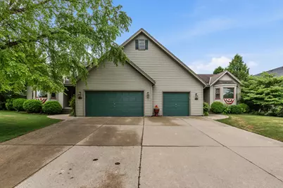 2091  Cherokee St #2093, Grafton, WI 53024 - Photo 1
