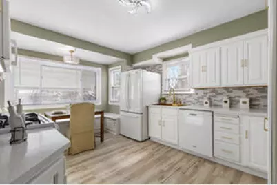 6234 N 105th St, Milwaukee, WI 53225 - Photo 19