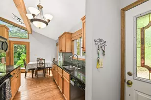 W277S8435 Riverview Dr, Vernon, WI 53149 - Photo 5
