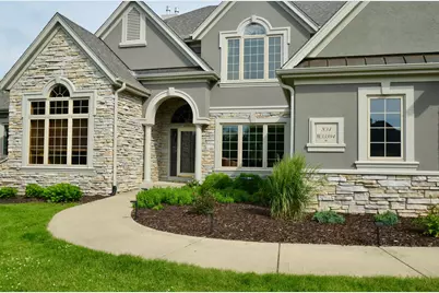 N34W33394  Hickory Ln, Nashotah, WI 53058 - Photo 5