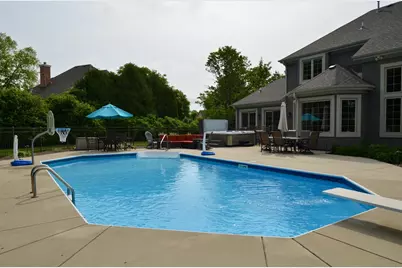 N34W33394  Hickory Ln, Nashotah, WI 53058 - Photo 11