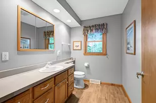 2736 Shamrock Dr, Racine, WI 53406 - Photo 15