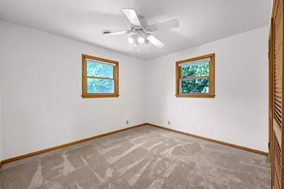 2736  Shamrock Dr, Racine, WI 53406 - Photo 23