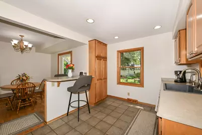 875  Plateau Ln, Brookfield, WI 53186 - Photo 19