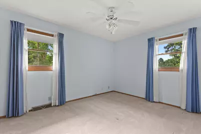 12115 W Luther Ave, Hales Corners, WI 53130 - Photo 19